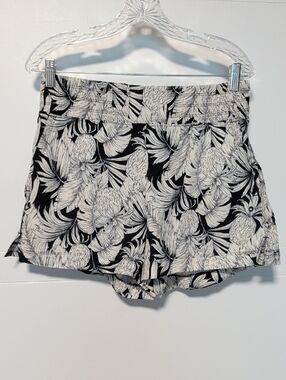 Old Navy Black Tropical Pineapple Shorts